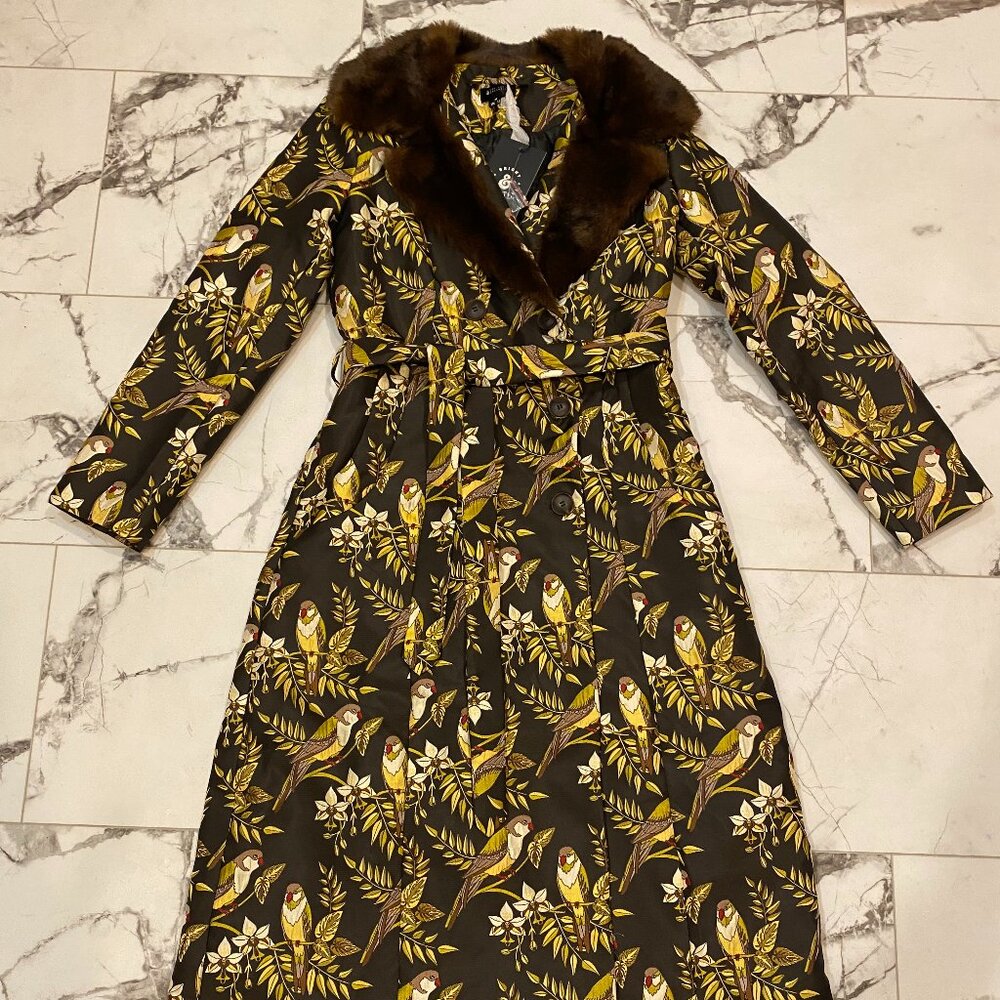 Bright & Beautiful Caron Jacquard Bird Coat
